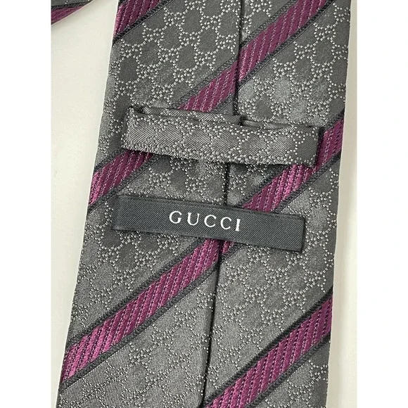 Gucci 100% Silk Tie Gray Purple GG Monogram Stripe Italy Crest Logo Designer - Picture 15 of 16